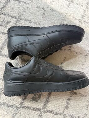 Nike Men's All-Black Leather Air Force